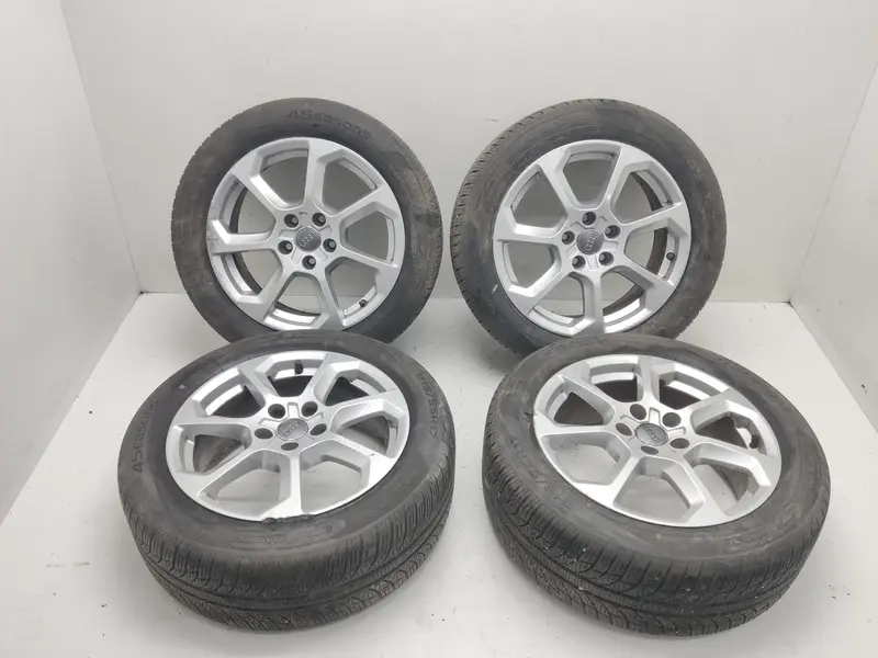4 Cerchi in lega AUDI Q2 Serie (GAB) (16>) 81A601025D Diesel 1.6