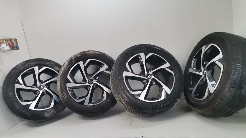 4 Cerchi in lega CITROEN C5 Aircross (18>) 9828110677 Diesel
