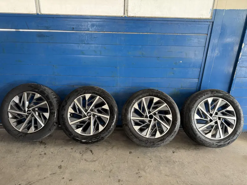 4 Cerchi in lega HYUNDAI Tucson Serie (20>) 5910N7200 5910N7200 Benzina