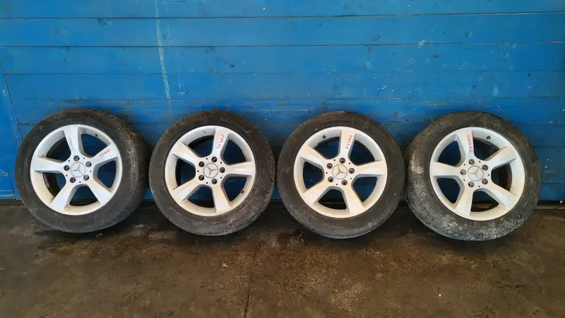 4 Cerchi in lega MERCEDES Classe C Sport Coupé W203 (00>08) a2034012902 Diesel 2200 (00>08)