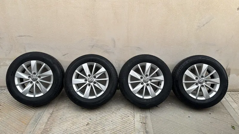 4 Cerchi in lega VOLKSWAGEN Golf 7 Berlina (12>) 5G0601025H Diesel 2.0