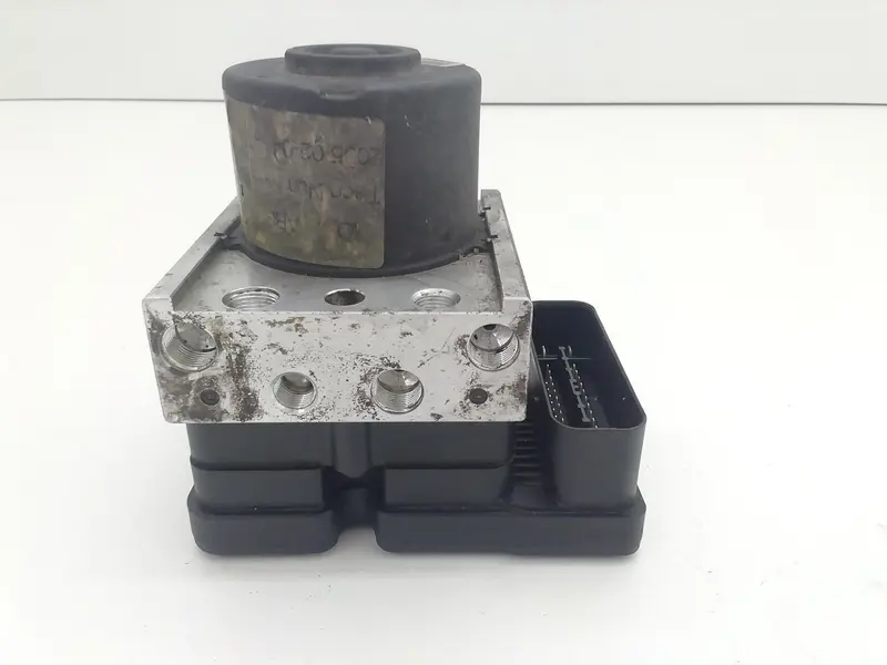 ABS FORD Focus Berlina 2° Serie 1418592 3M51-2M110-GA Diesel 1600 (01>04)