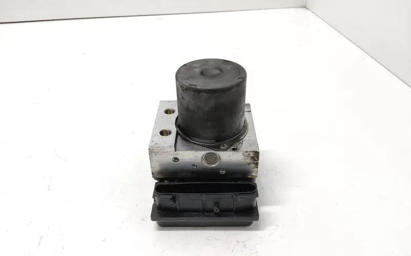 ABS RENAULT Megane ll Serie (06>08) 7701067590 8200685699 Diesel 1.5 (06>08)