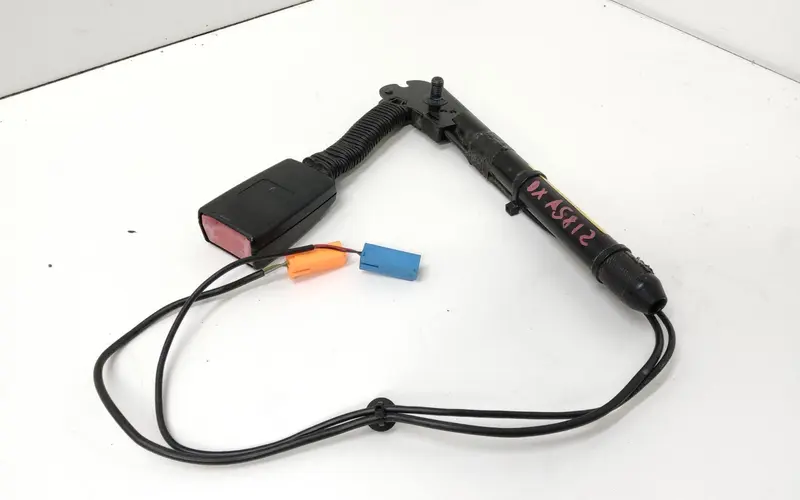 Aggancio cintura di sicurezza ant dx LAND ROVER Freelander 2° Serie LR045386 6G9N61209CC Benzina (03>06)