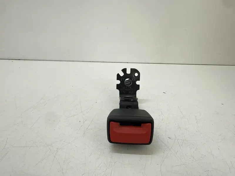 Aggancio cintura di sicurezza posteriore AUDI A4 Allroad Serie B9 (8WH) (16>20) 878162954R 8W0857740DMNB Diesel 2.0 (16>20)