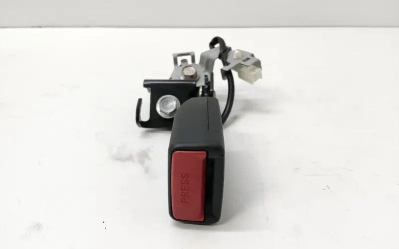 Aggancio cintura di sicurezza posteriore MAZDA CX-5 Serie KBYM57780 BAF150337J Diesel 2.2