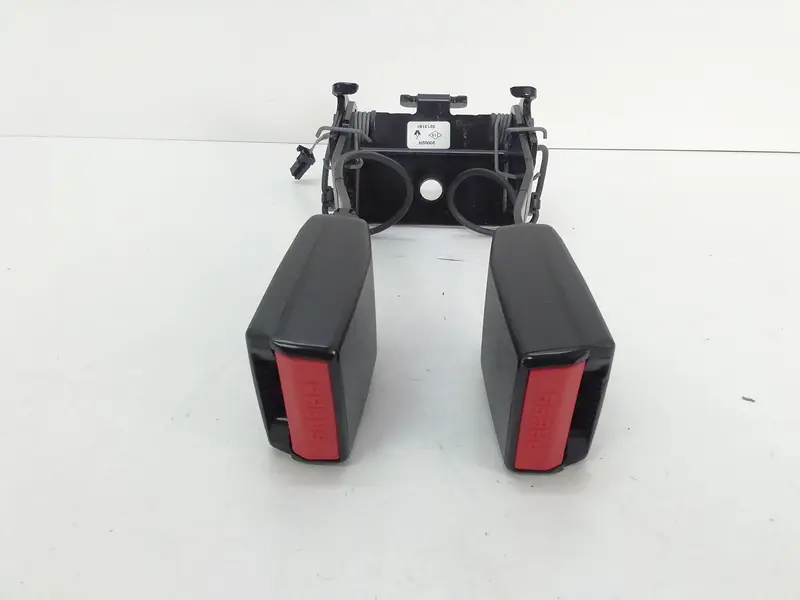 Aggancio cintura di sicurezza posteriore RENAULT Grand Scenic Serie (09>16) 888400028R Diesel 1500 (09>16)