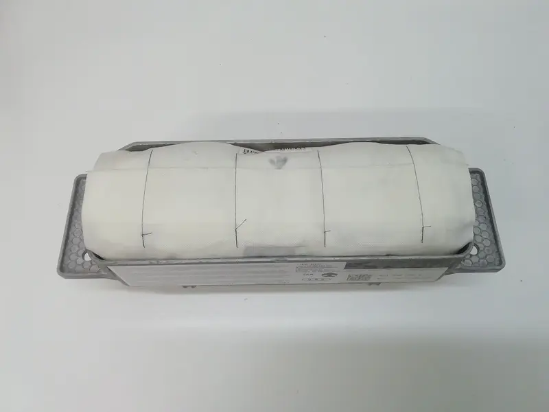Airbag Passeggero AUDI A6 Avant 3° Serie (4F5) (4F2) 4F1880204D Diesel (04>12)