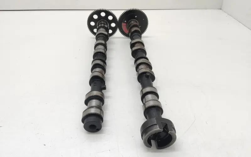 Albero a camme TOYOTA Rav4 4° Serie 135010R010 135010R010 Diesel 2.2 (05>09)