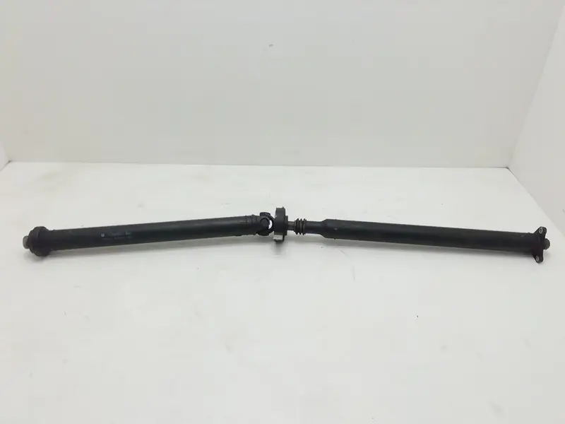 Albero di trasmissione CENTRALE BMW Serie 1 F20 (11>19) 8641835 Diesel 1500 (11>19)