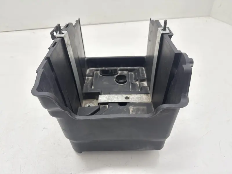 Alloggio Batteria FORD Fiesta 6° Serie 8V2110723BC Diesel 1.4 (08>17)