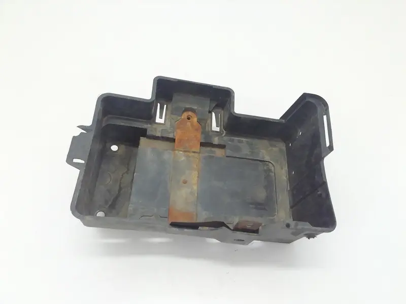 Alloggio Batteria FORD Focus Berlina 2° Serie 98AB10723BK Diesel 1800 (01>04)