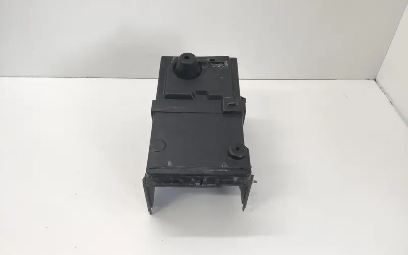 Alloggio Batteria FORD Kuga Serie (16>19) AM5110723AD Diesel 1.6 (16>19)
