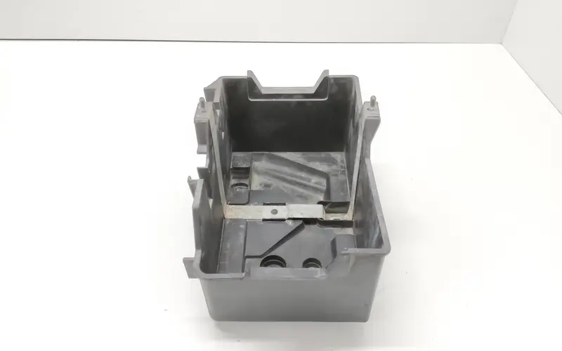 Alloggio Batteria MAZDA 2 Berlina 1° Serie 2S6T-10723-CC Diesel 1.4 (03>07)