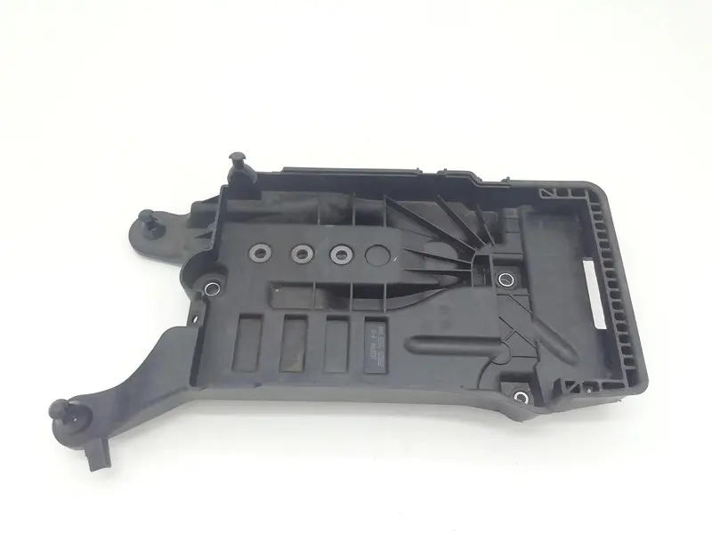 Alloggio Batteria VOLKSWAGEN Polo 6° Serie 2Q0915331 Benzina 1000