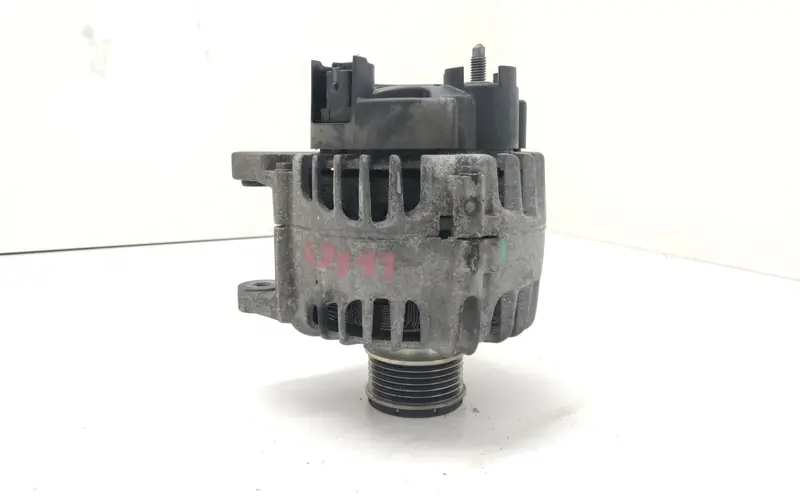 Alternatore DACIA Duster 1° Serie 231003831R 231007707R Diesel 1.5 (10>17)