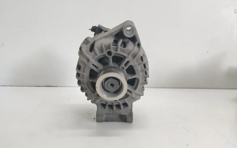 Alternatore FORD Fiesta 5° Serie 7G9N-10300-CA 7G9N10300CC Bifuel/Gas 1.4 (05>08)
