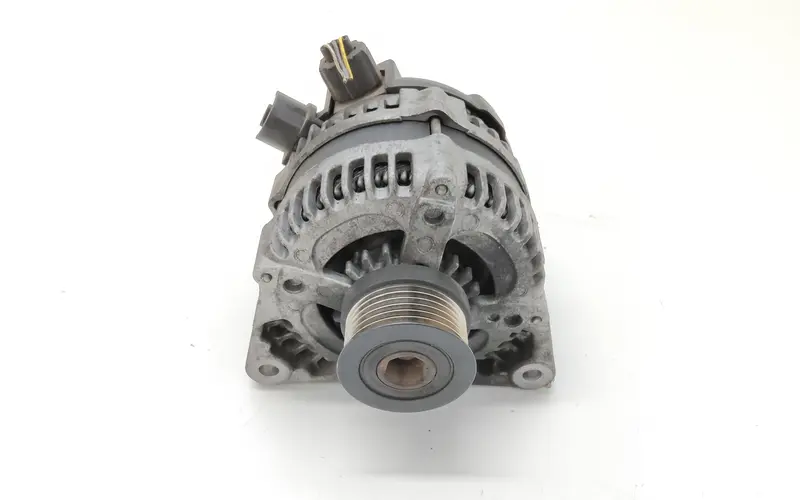 Alternatore MAZDA 2 Berlina 1° Serie Y40118300 104210-2710 Diesel 1.4 (03>07)