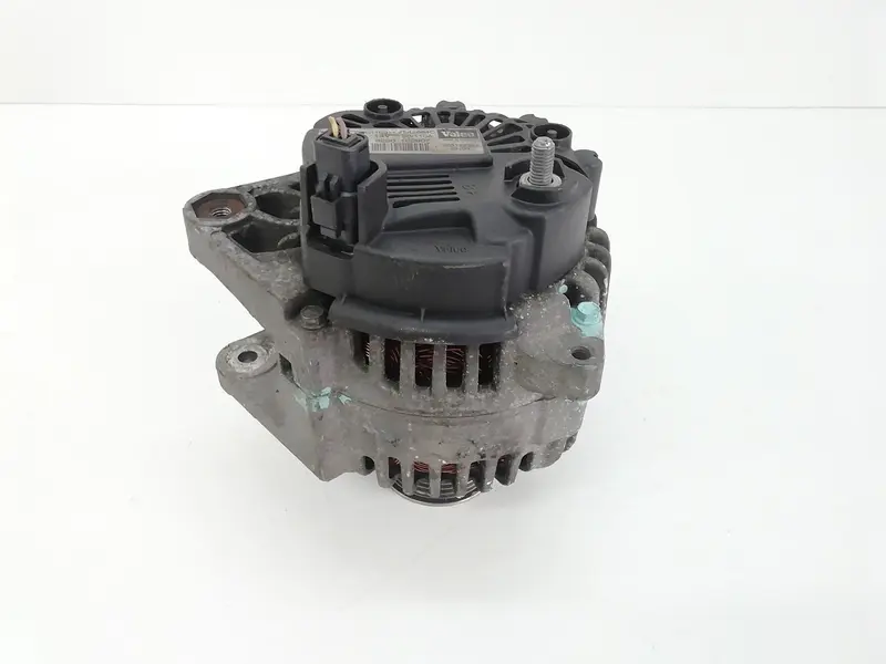 Alternatore RENAULT Megane ll Serie (02>06) 7701478093 8200100907 Diesel 1500 (02>06)