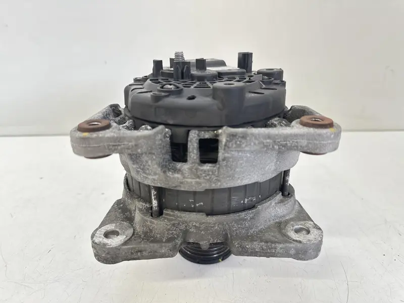 Alternatore SMART Fortwo Coupé (W453) A4539063900 23106007R Benzina 900
