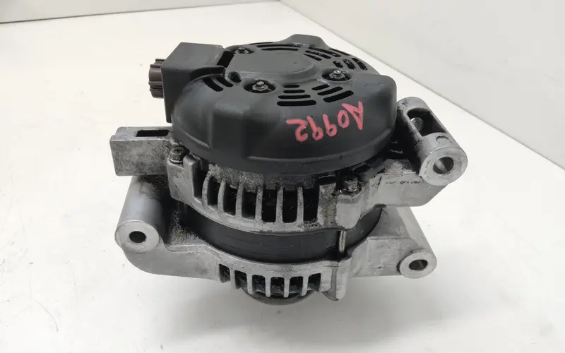 Alternatore TOYOTA Rav4 4° Serie 2706026030 2706026030 Diesel 2.2 (05>09)