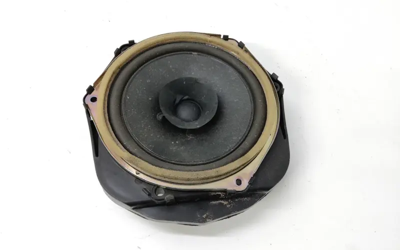 Altoparlante MAZDA BT-50 Serie (2006-) UM466696X Diesel 2.5