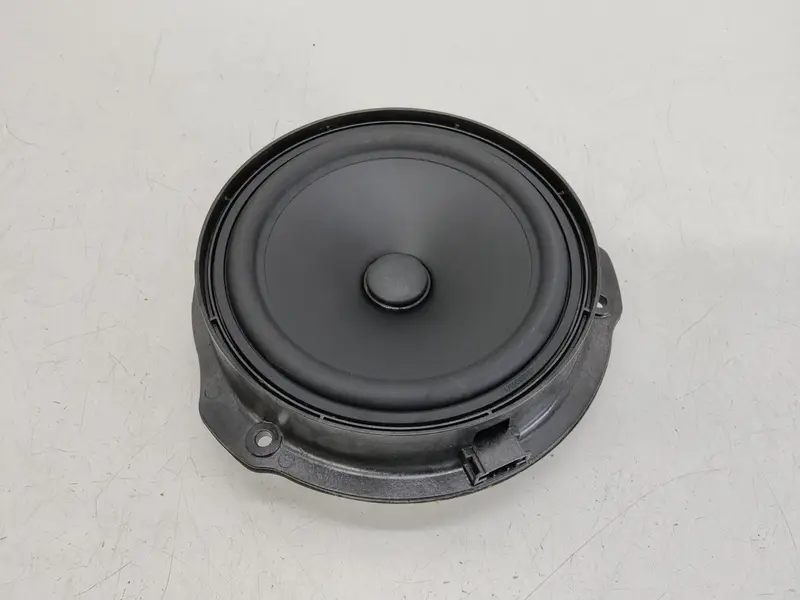 Altoparlante MERCEDES GLE Coupe (W292) (15>) A1668202102 Diesel 3000