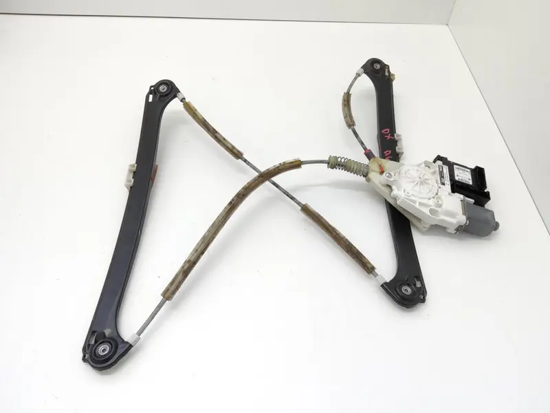 Alzacristallo elettrico ant. DX AUDI A3 Serie (8P1) (05>08) 8P4837462C 8P0959802G Diesel 2.0 (05>08)