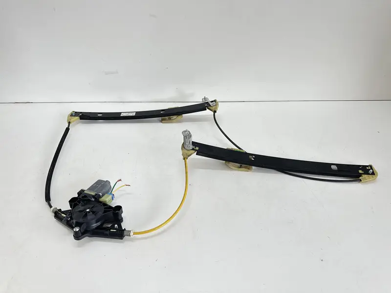 Alzacristallo elettrico ant. DX AUDI A4 Allroad Serie B9 (8WH) (16>20) 8W0837462 8W0959802,8W0837492 Diesel 2.0 (16>20)