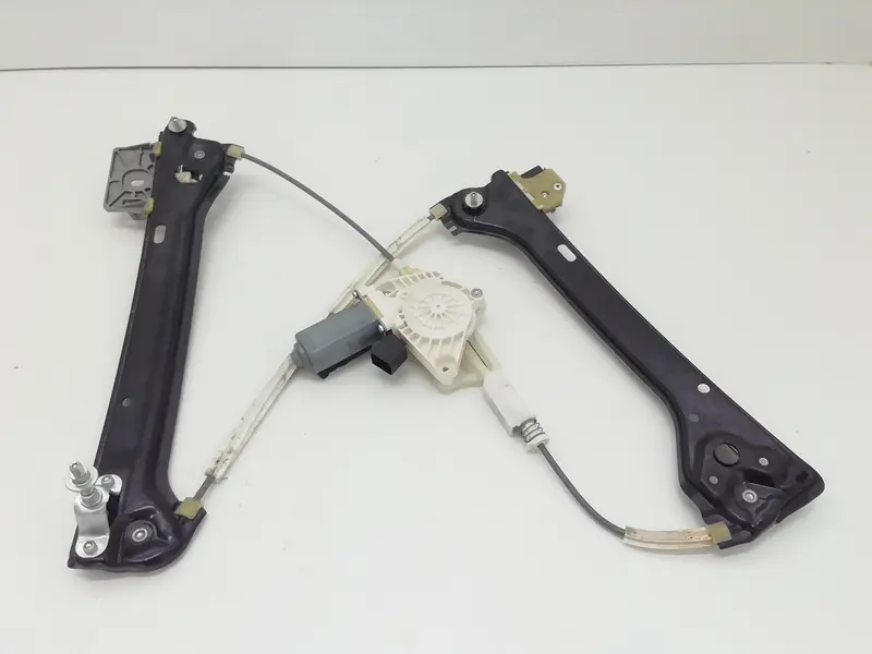 Alzacristallo elettrico ant. SX guida MERCEDES CLA Serie (13>) Diesel 2200