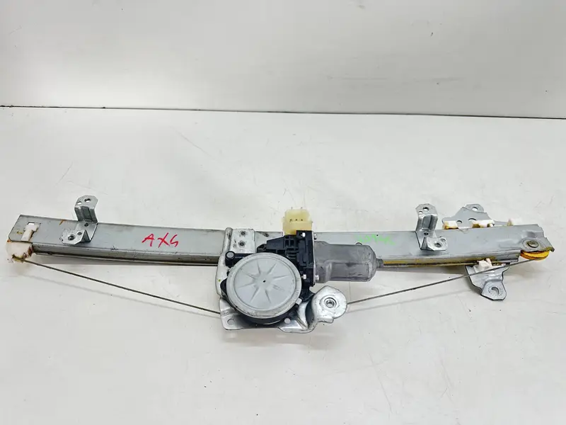 Alzacristallo elettrico ant. SX NISSAN X-Trail Serie (T32) (14>18) 807214CA0A 807304CA1A Diesel 2.0 (14>18)