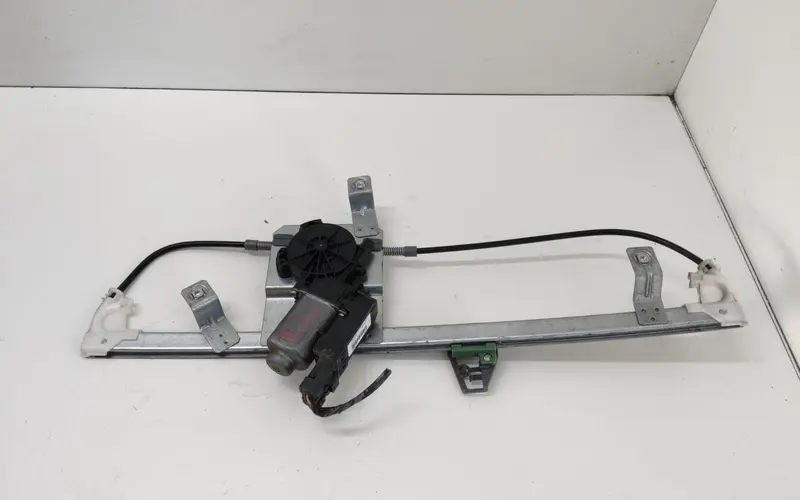 Alzacristallo elettrico ant. SX RENAULT Modus 1° Serie 8200748381 402068B Diesel 1.5 (04>06)