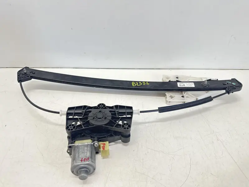 Alzacristallo elettrico post. DX AUDI Q3 RSQ3 Sportback Serie (F3N) (19>) 0130822712 83A839462 Benzina