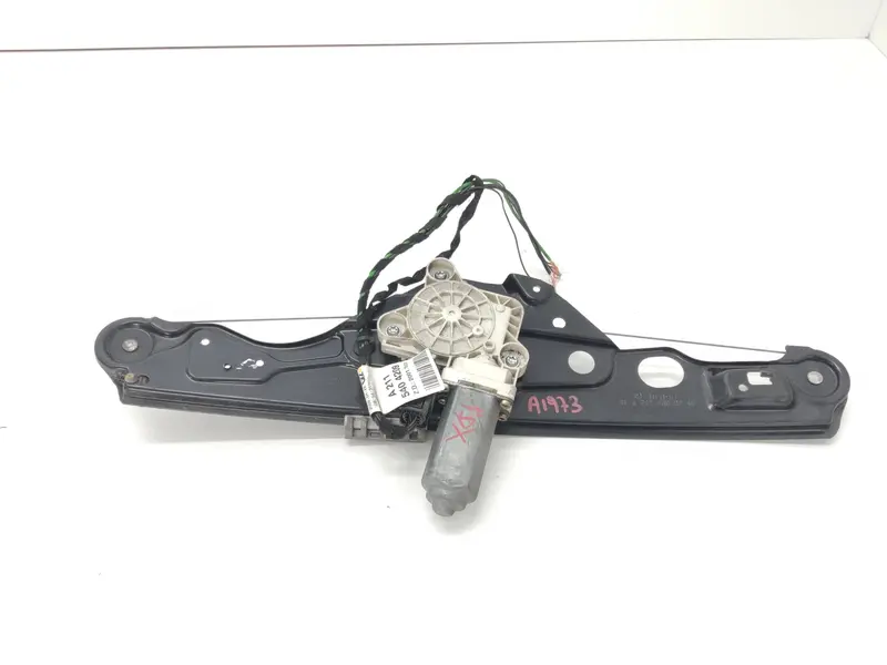 Alzacristallo elettrico post. DX MERCEDES Classe E Berlina W211 (02>07) A2117300446 A2117300246 Diesel 2.7 (02>07)