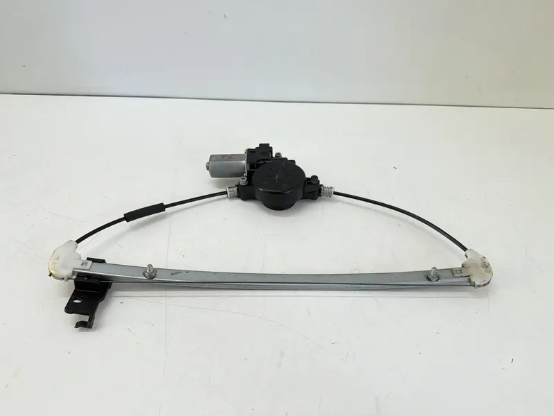 Alzacristallo elettrico post. SX MAZDA 6 S. Wagon 2° Serie GS1D73590A GS1D73590A Diesel 2.0 (08>13)