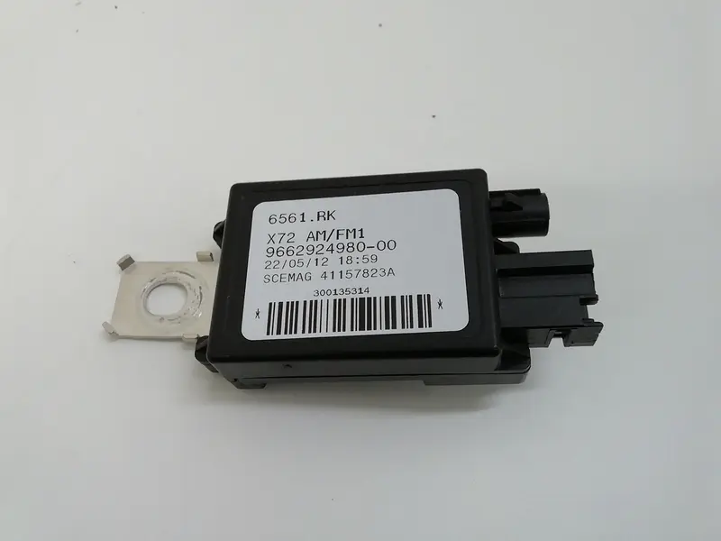Amplificatore Antenna CITROEN C5 Station Wagon (08>18) 9662924980 Diesel 2700 (08>18)