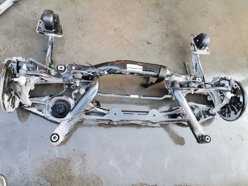 Assale posteriore VOLKSWAGEN Tiguan Serie 5QF505235F Diesel 2.0