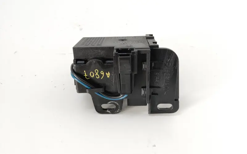 Attuatore chiusura centralizzata BMW Serie 3 E93 Cabrio 5116715017402 Diesel 2.0
