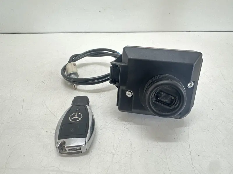 Blocchetto accensione elettrico MERCEDES Classe GLK Serie (X204) (08>15) A2079052700 A2075450108 Diesel 2.2 (08>15)