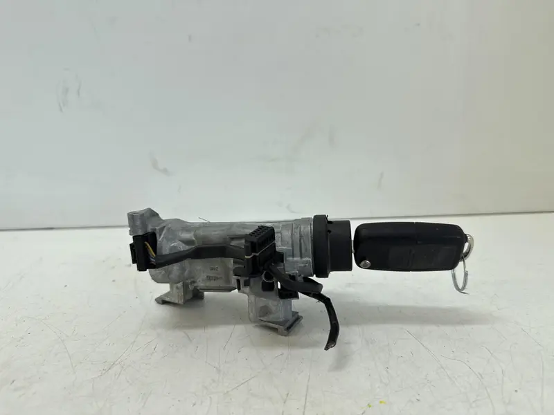 Blocchetto Accensione VOLKSWAGEN Golf 5 Berlina (03>08) 1K0905841 1K0905851 Diesel 2.0 (03>08)