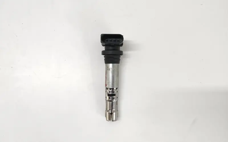 Bobina Accensione VOLKSWAGEN Polo 4° Serie 03690571A Benzina (01>09)