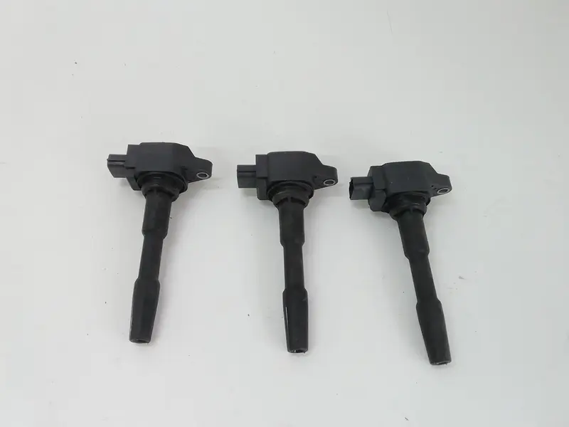 Bobine accensione RENAULT Clio Serie IV (12>19) 224332428R Benzina 900 (12>19)