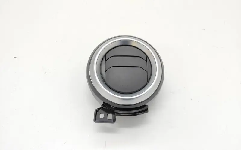 Bocchetta aria cruscotto DX NISSAN Micra Serie (K14) (17>) 687605FA1A 687655FA0A Diesel 1.5