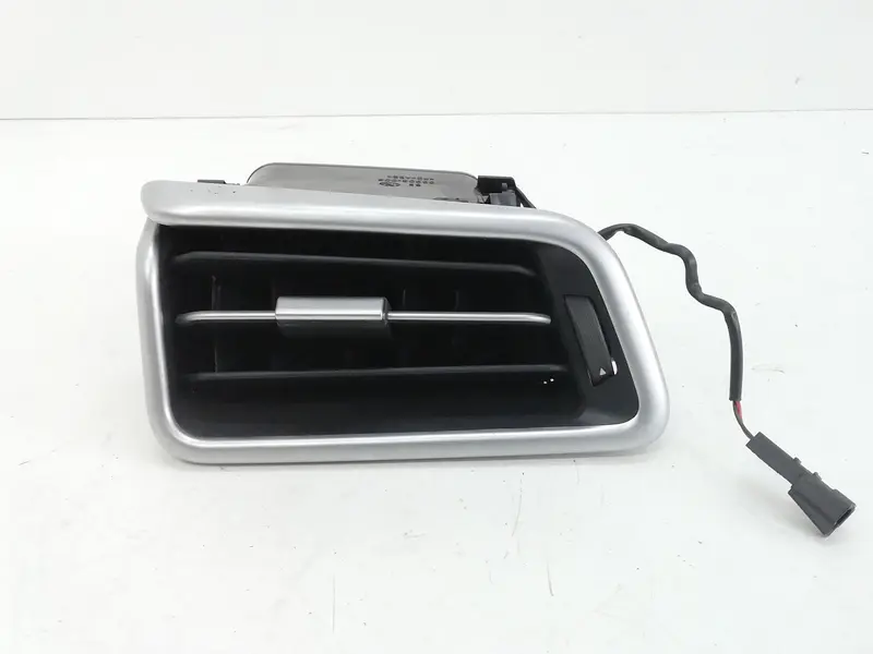 Bocchetta aria cruscotto lato guida MASERATI Ghibli 3° Serie 6700190620 Benzina