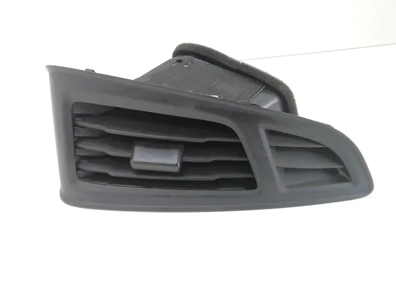 Bocchetta aria cruscotto lato passeggero FORD Focus Berlina 6° Serie F1EBA018B08AE Benzina (15>18)