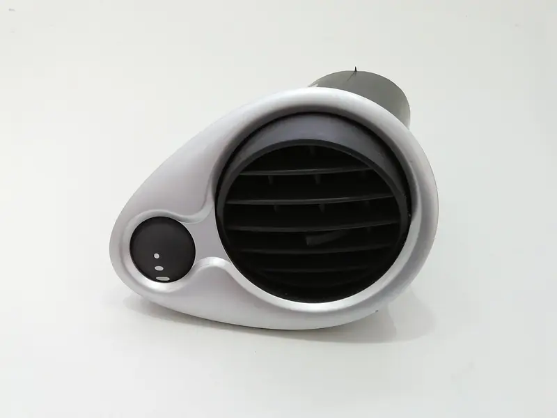 Bocchetta aria cruscotto lato passeggero RENAULT Clio Serie (08>15) D6246262 Benzina 1200 (08>15)