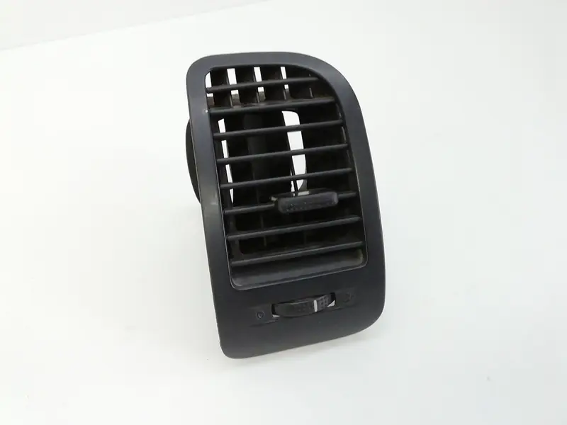 Bocchetta aria cruscotto lato passeggero VOLKSWAGEN Polo 3° Serie Diesel 1400 (94>01)