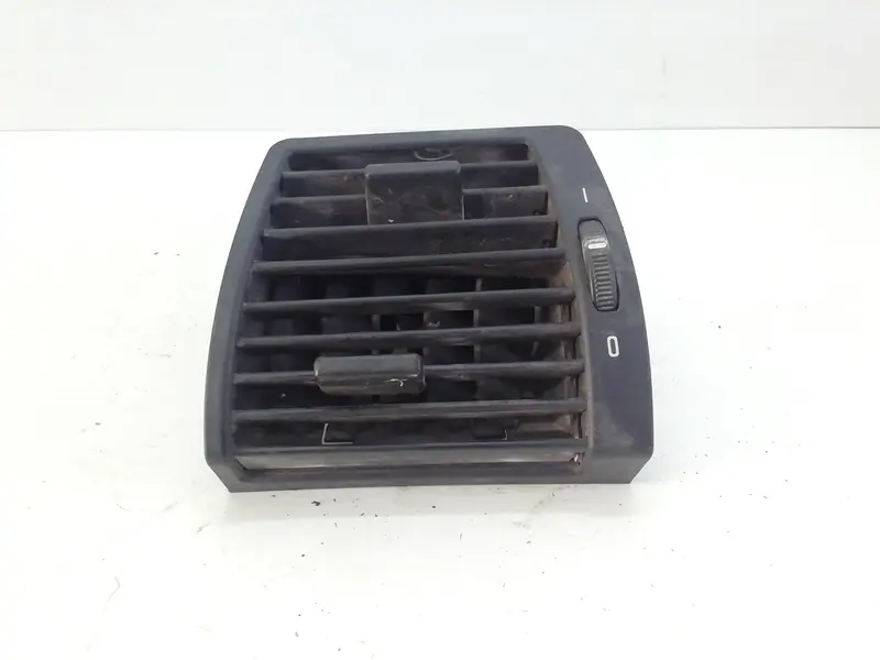 Bocchetta aria cruscotto SX BMW X5 Serie (E53) (99>06) 6422-8 Diesel 3000 (99>06)