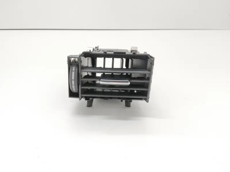 Bocchetta aria cruscotto SX MERCEDES Classe GLK Serie (X204) (08>15) A20483053549107 A2048305554 Diesel 2.0 (08>15)