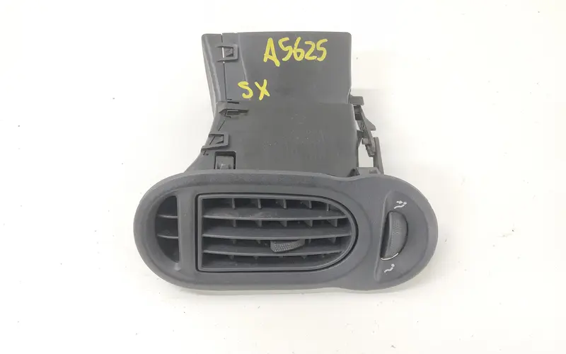 Bocchetta aria cruscotto SX RENAULT Modus 1° Serie 7701058410 4622618 Diesel 1.5 (04>06)